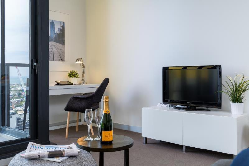 Aria Hotel Apartments Melbourne Exterior photo